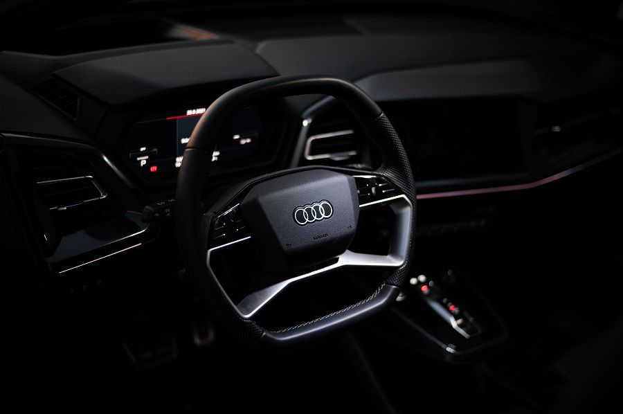 Noleggio a lungo termine Audi Q4 interni