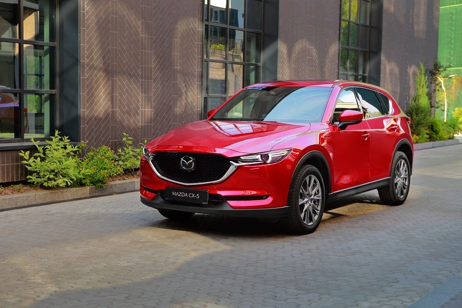 Mazda noleggio a lungo termine caratteristiche