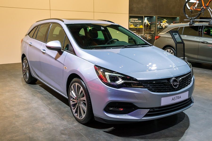 Noleggio a lungo termine Opel Astra dimensioni
