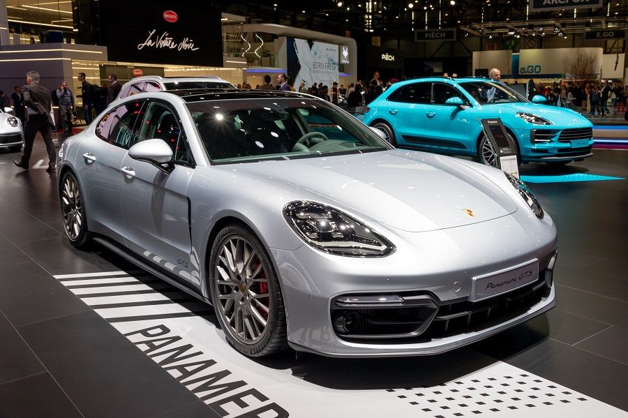 Noleggio lungo termine Porsche