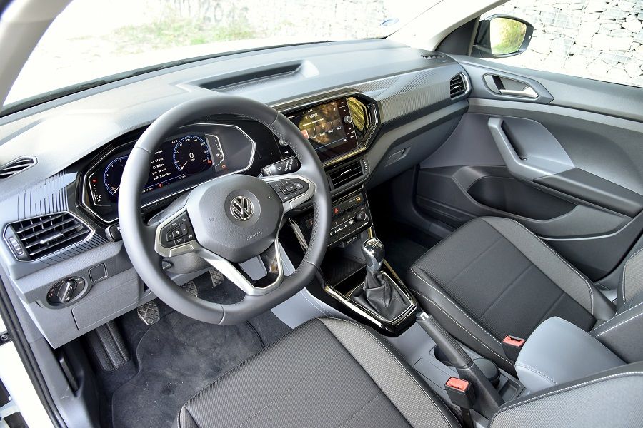 Noleggio a lungo termine Volkswagen T-Cross interni