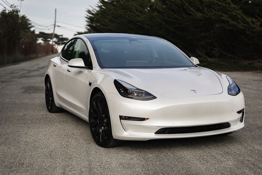 Noleggio a lungo termine Tesla Model3 interni