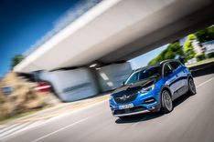 Noleggio auto lungo termine Opel vantaggi